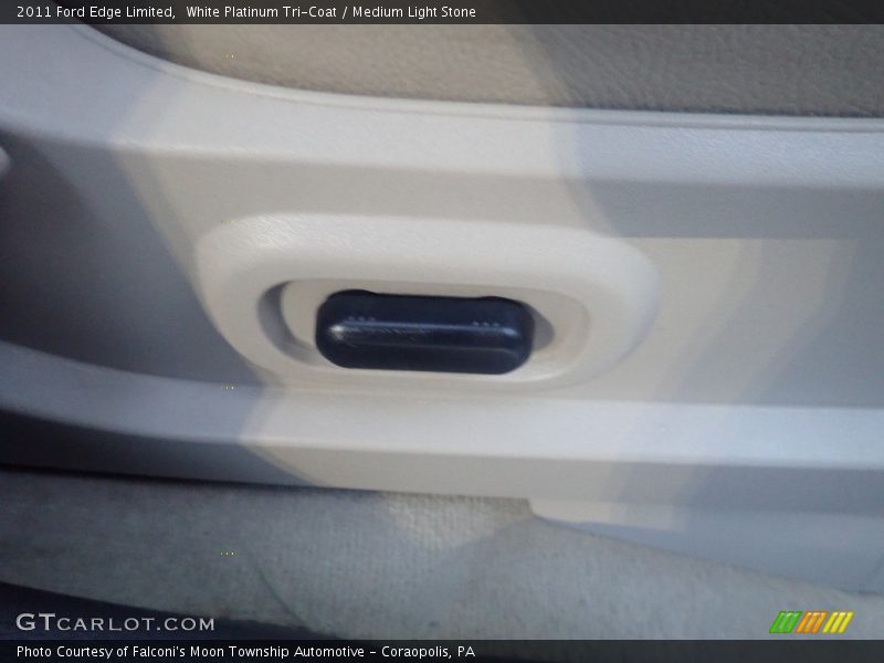White Platinum Tri-Coat / Medium Light Stone 2011 Ford Edge Limited