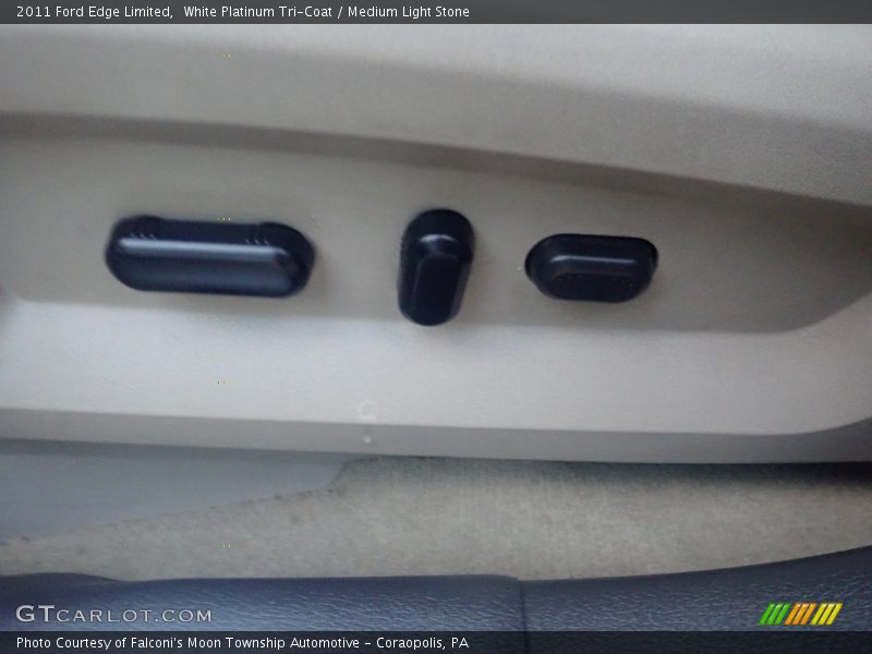 White Platinum Tri-Coat / Medium Light Stone 2011 Ford Edge Limited
