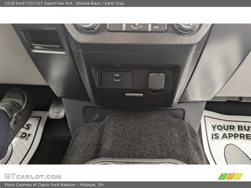 Shadow Black / Earth Gray 2018 Ford F150 XLT SuperCrew 4x4