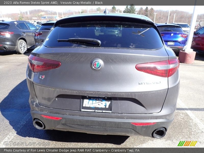 Vesuvio Gray Metallic / Black 2023 Alfa Romeo Stelvio Sprint AWD