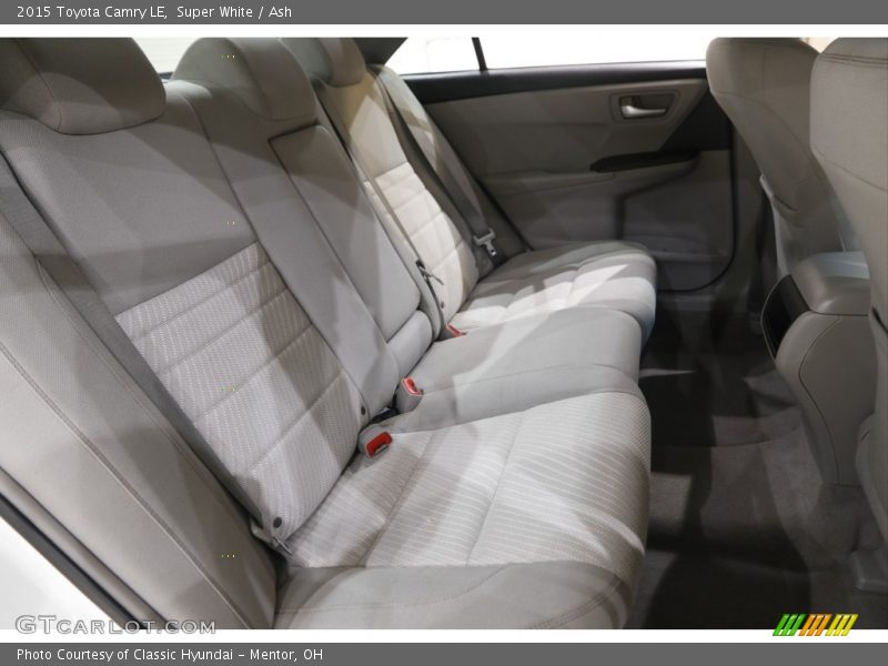 Super White / Ash 2015 Toyota Camry LE