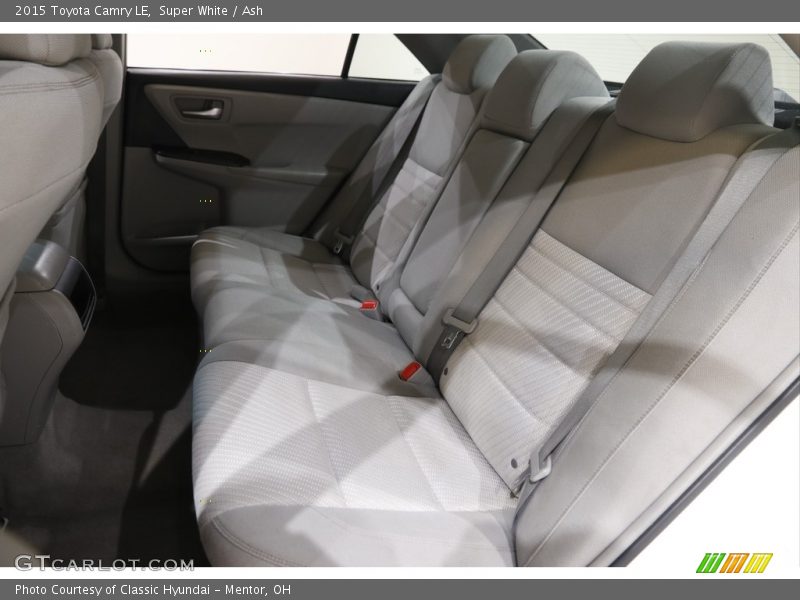 Super White / Ash 2015 Toyota Camry LE
