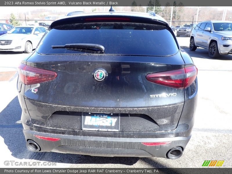 Vulcano Black Metallic / Black 2023 Alfa Romeo Stelvio Sprint AWD