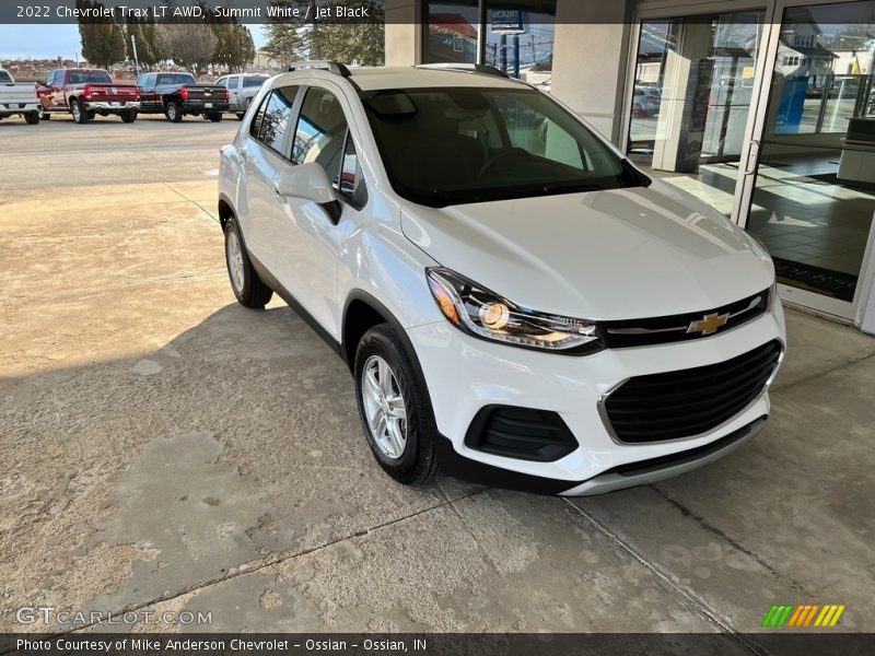 Summit White / Jet Black 2022 Chevrolet Trax LT AWD