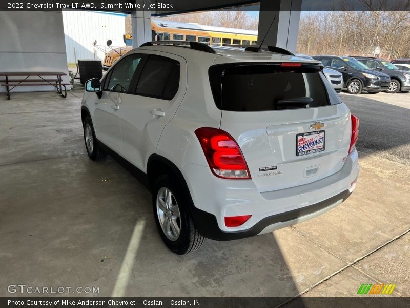 Summit White / Jet Black 2022 Chevrolet Trax LT AWD