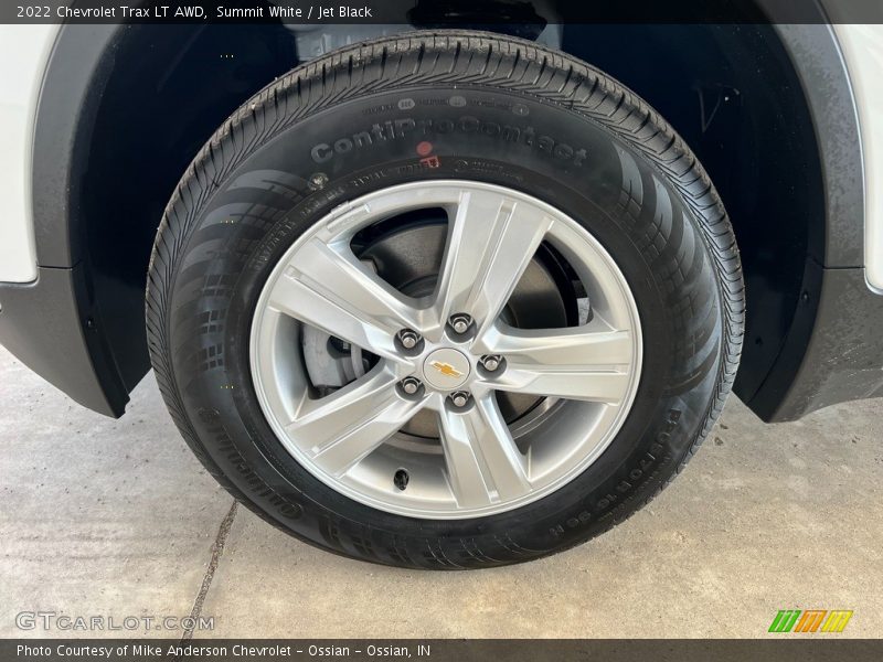 Summit White / Jet Black 2022 Chevrolet Trax LT AWD