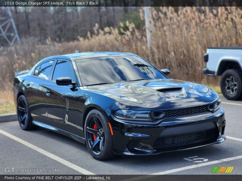 Front 3/4 View of 2019 Charger SRT Hellcat