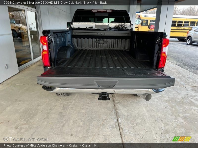 Black / Jet Black 2023 Chevrolet Silverado 2500HD LTZ Crew Cab 4x4