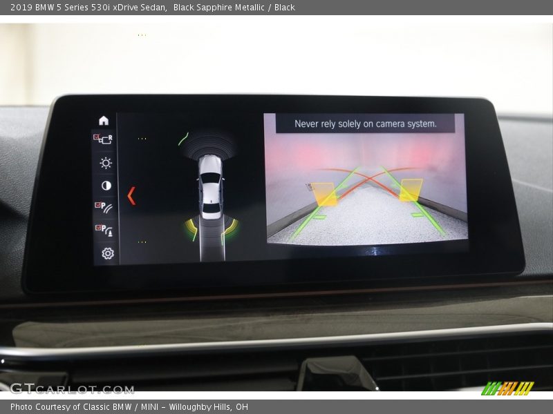 Black Sapphire Metallic / Black 2019 BMW 5 Series 530i xDrive Sedan