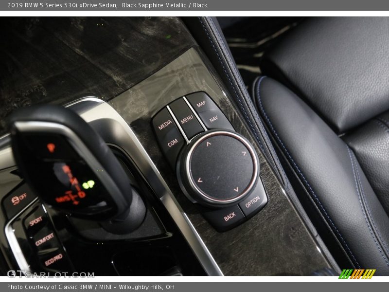 Black Sapphire Metallic / Black 2019 BMW 5 Series 530i xDrive Sedan