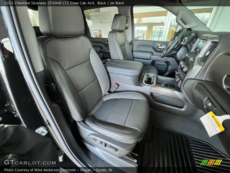 Black / Jet Black 2023 Chevrolet Silverado 2500HD LTZ Crew Cab 4x4