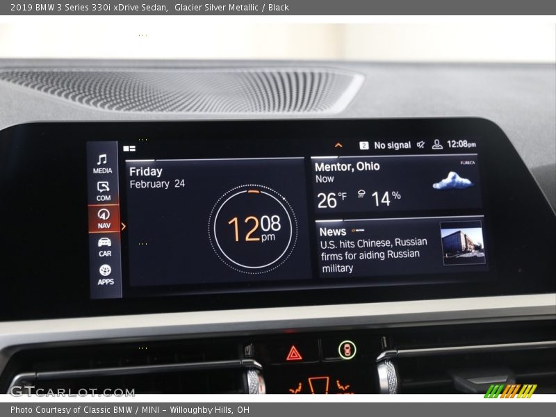 Glacier Silver Metallic / Black 2019 BMW 3 Series 330i xDrive Sedan