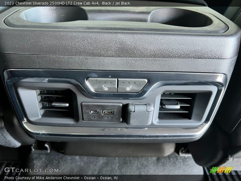 Black / Jet Black 2023 Chevrolet Silverado 2500HD LTZ Crew Cab 4x4
