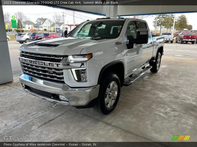 Summit White / Jet Black 2023 Chevrolet Silverado 2500HD LTZ Crew Cab 4x4