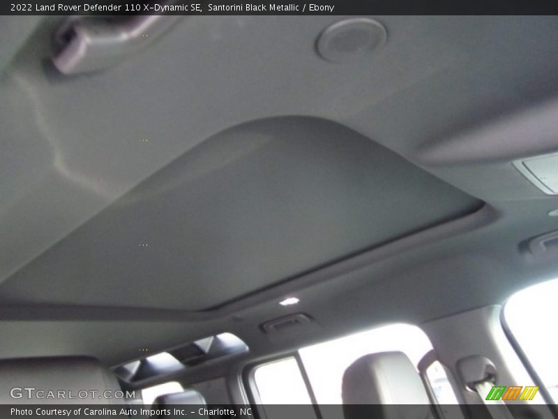 Sunroof of 2022 Defender 110 X-Dynamic SE