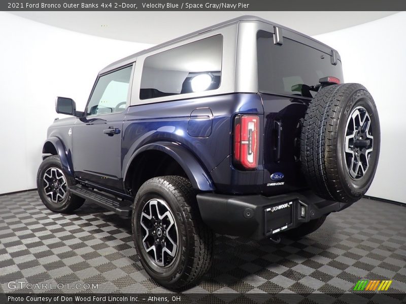 Velocity Blue / Space Gray/Navy Pier 2021 Ford Bronco Outer Banks 4x4 2-Door