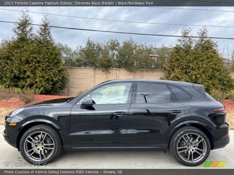  2023 Cayenne Platinum Edition Chromite Black Metallic