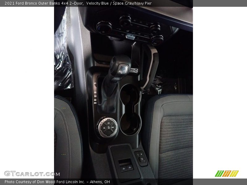 Velocity Blue / Space Gray/Navy Pier 2021 Ford Bronco Outer Banks 4x4 2-Door