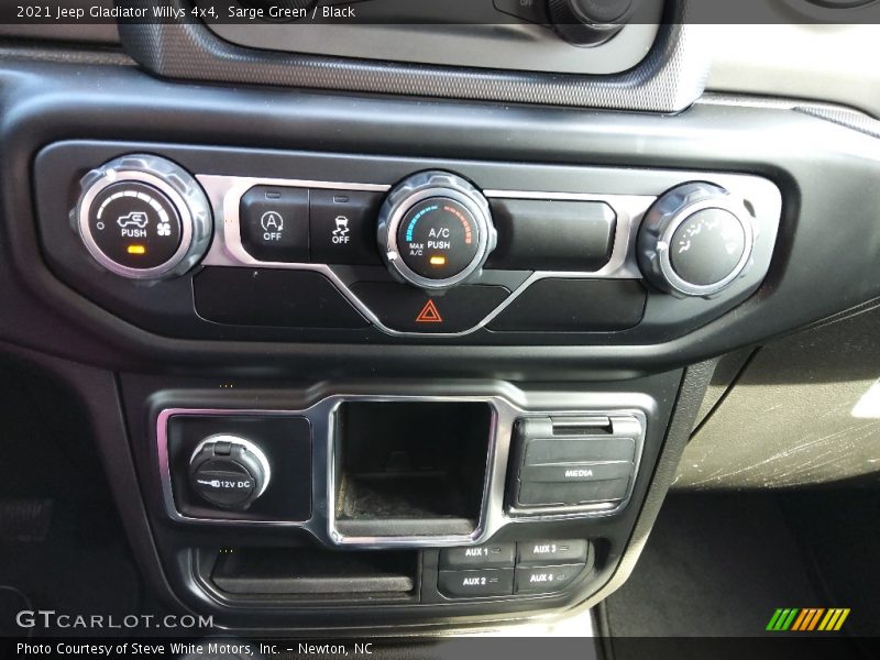Sarge Green / Black 2021 Jeep Gladiator Willys 4x4
