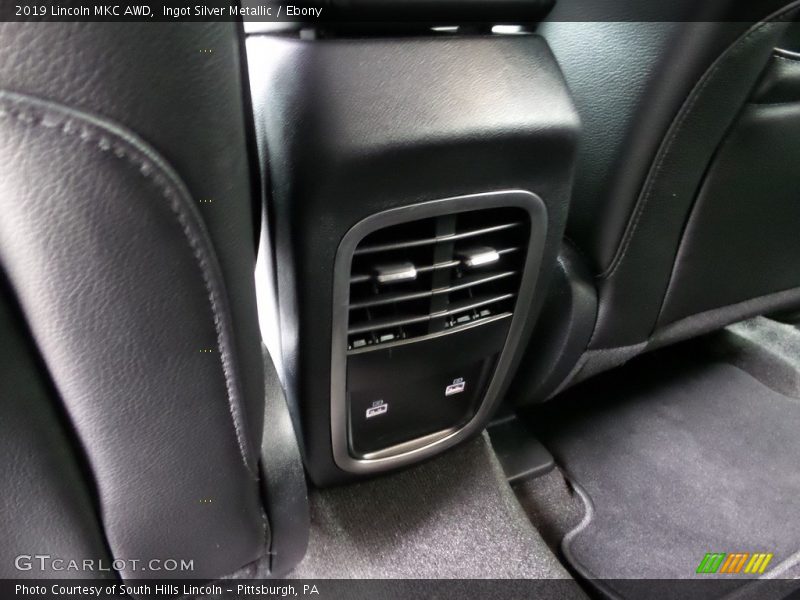 Ingot Silver Metallic / Ebony 2019 Lincoln MKC AWD