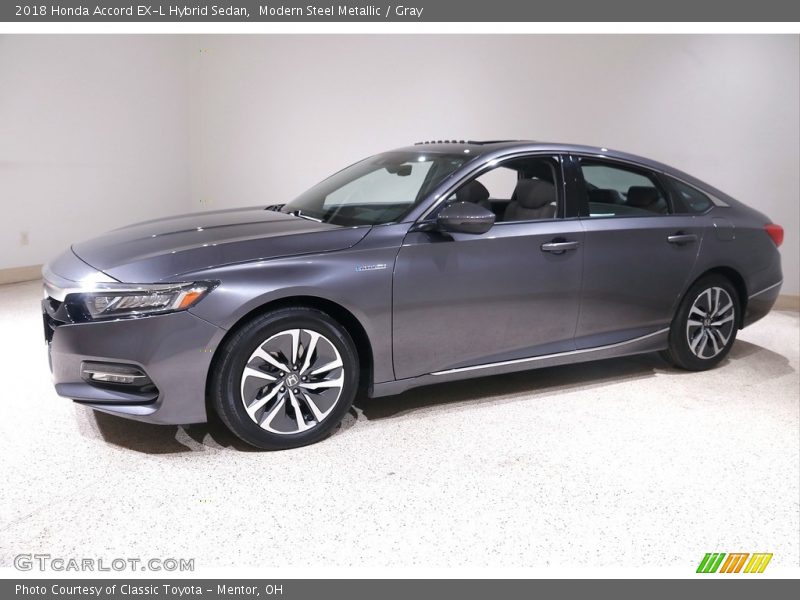 Front 3/4 View of 2018 Accord EX-L Hybrid Sedan