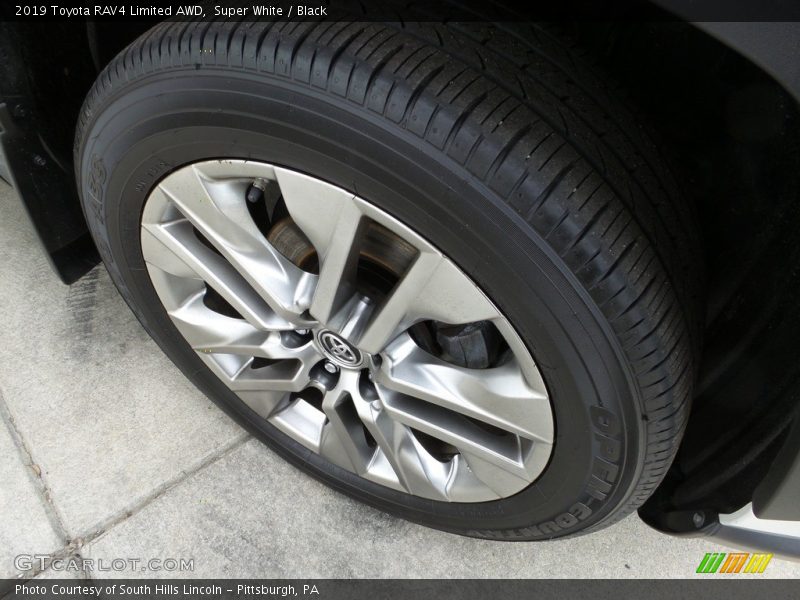 Super White / Black 2019 Toyota RAV4 Limited AWD