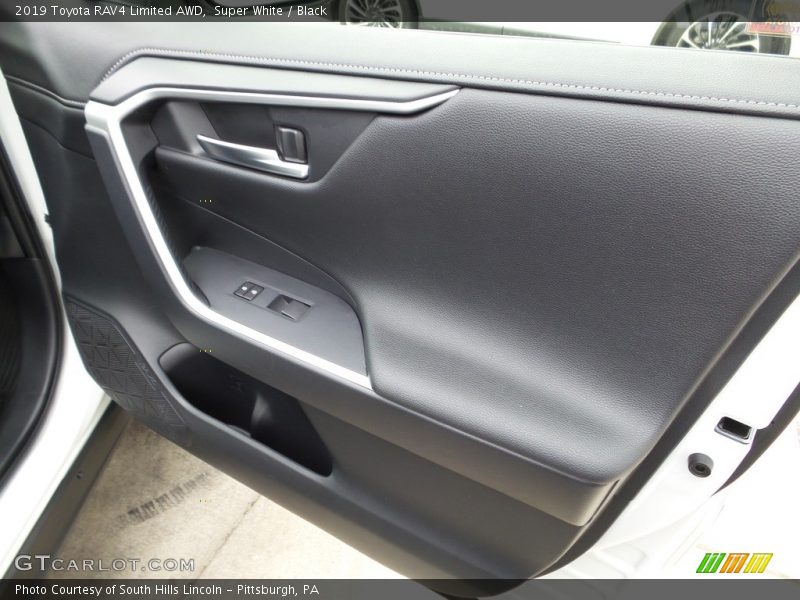 Super White / Black 2019 Toyota RAV4 Limited AWD
