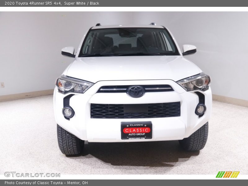 Super White / Black 2020 Toyota 4Runner SR5 4x4
