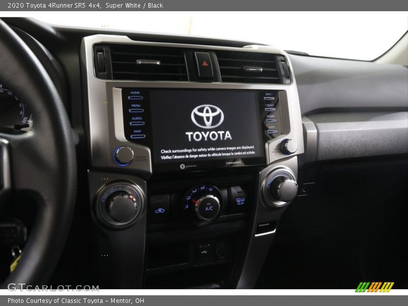 Super White / Black 2020 Toyota 4Runner SR5 4x4
