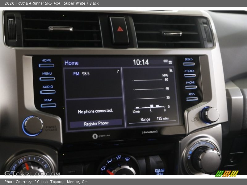 Super White / Black 2020 Toyota 4Runner SR5 4x4