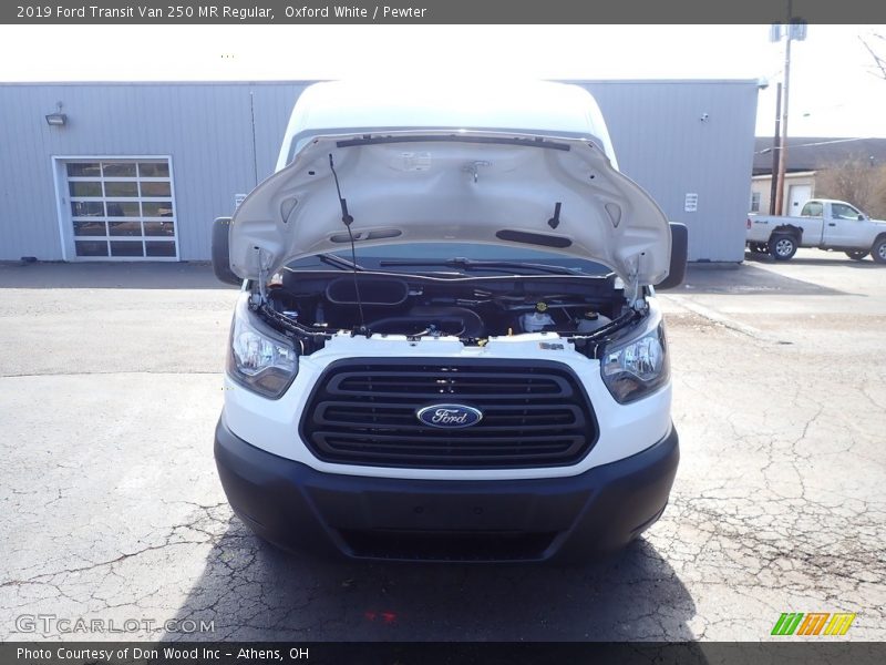 Oxford White / Pewter 2019 Ford Transit Van 250 MR Regular