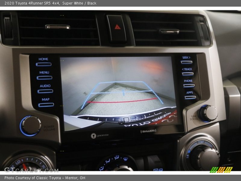 Super White / Black 2020 Toyota 4Runner SR5 4x4