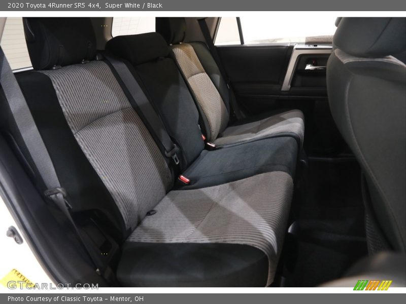 Super White / Black 2020 Toyota 4Runner SR5 4x4