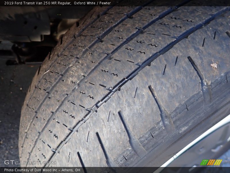 Oxford White / Pewter 2019 Ford Transit Van 250 MR Regular