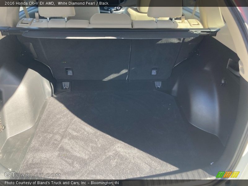 White Diamond Pearl / Black 2016 Honda CR-V EX AWD