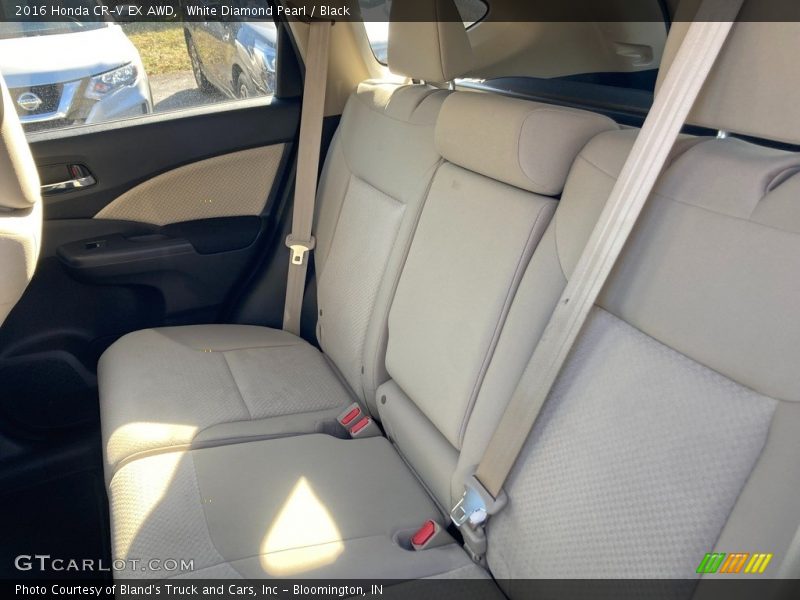 White Diamond Pearl / Black 2016 Honda CR-V EX AWD