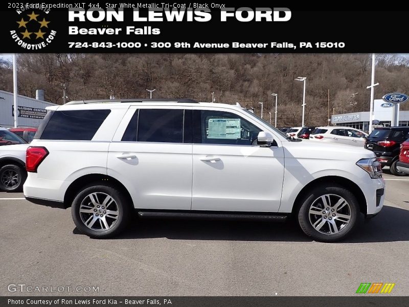 Star White Metallic Tri-Coat / Black Onyx 2023 Ford Expedition XLT 4x4