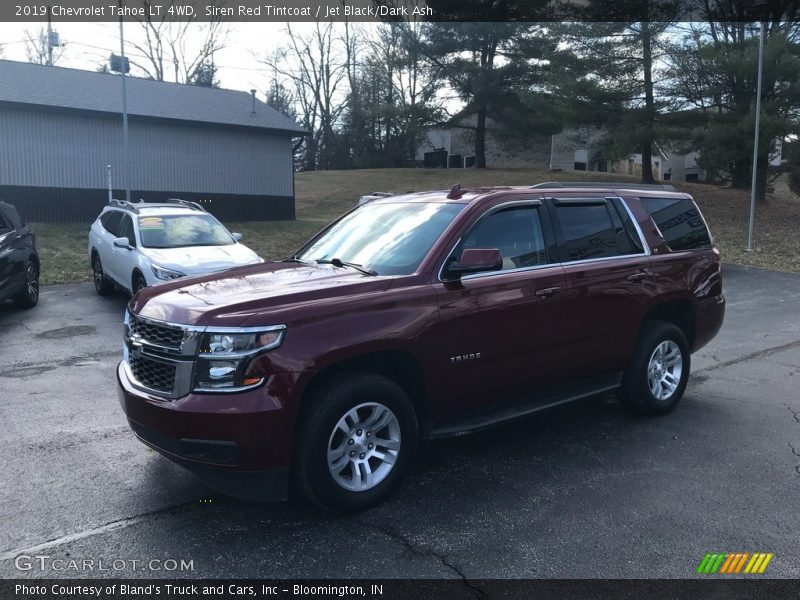 Front 3/4 View of 2019 Tahoe LT 4WD