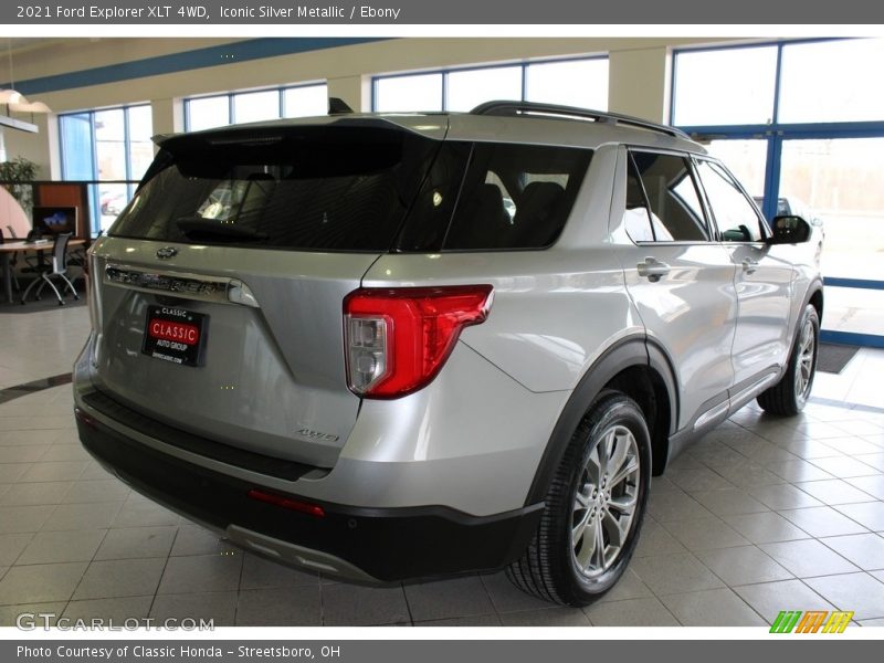 Iconic Silver Metallic / Ebony 2021 Ford Explorer XLT 4WD