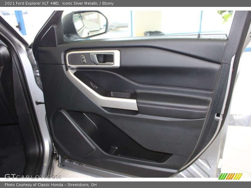 Door Panel of 2021 Explorer XLT 4WD