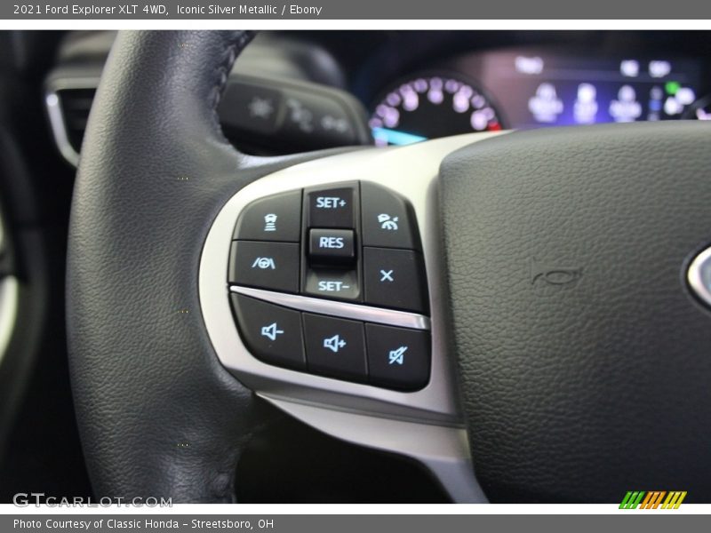  2021 Explorer XLT 4WD Steering Wheel