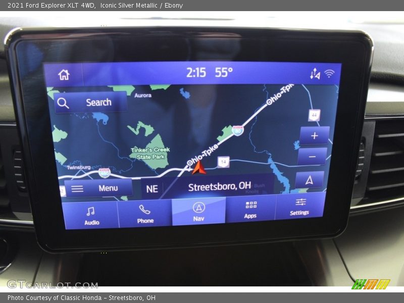 Iconic Silver Metallic / Ebony 2021 Ford Explorer XLT 4WD
