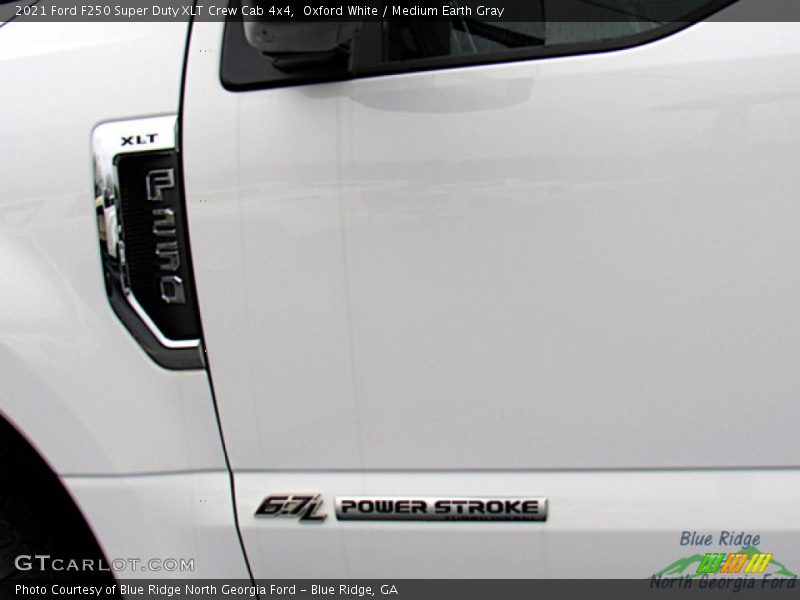 Oxford White / Medium Earth Gray 2021 Ford F250 Super Duty XLT Crew Cab 4x4