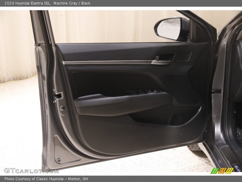 Machine Gray / Black 2020 Hyundai Elantra SEL