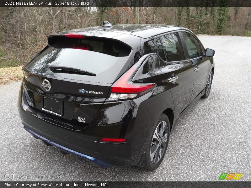 Super Black / Black 2021 Nissan LEAF SV Plus