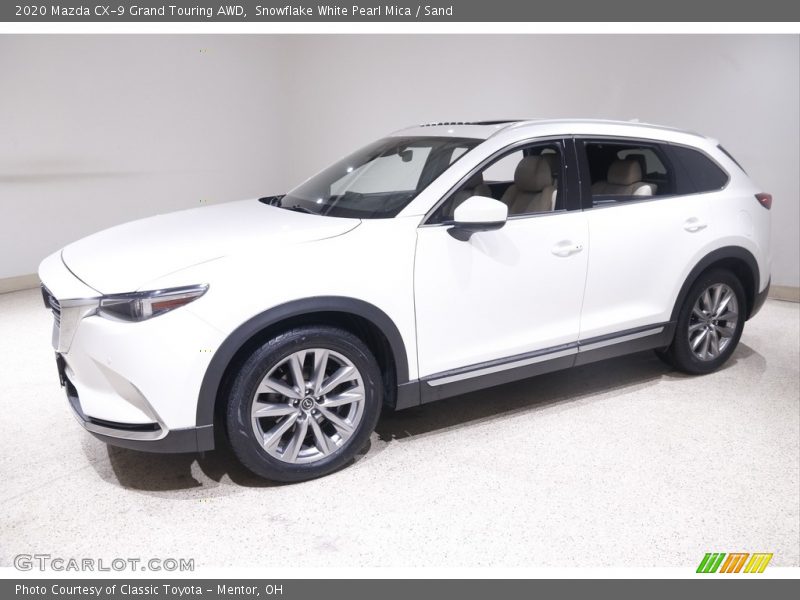 Front 3/4 View of 2020 CX-9 Grand Touring AWD