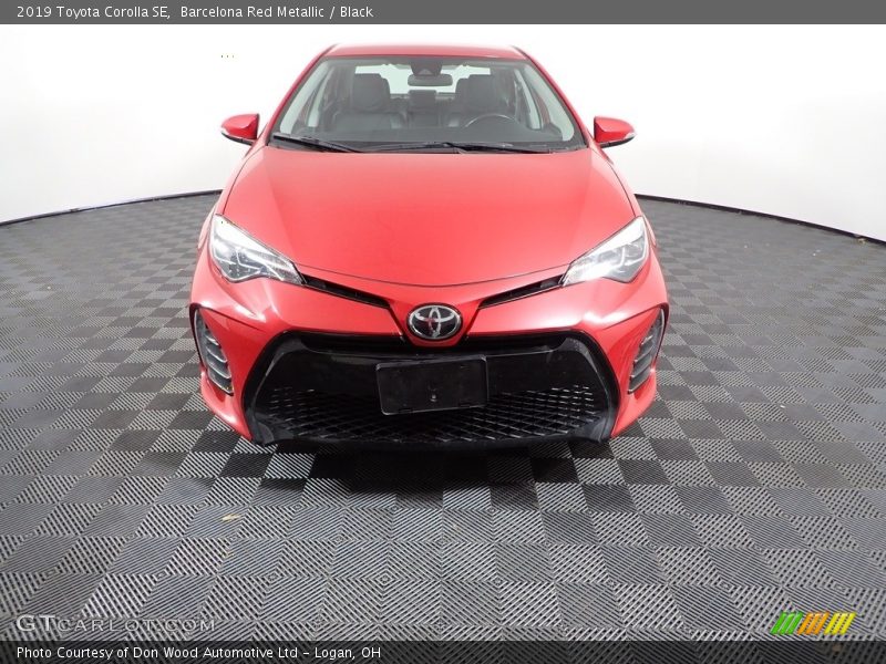 Barcelona Red Metallic / Black 2019 Toyota Corolla SE