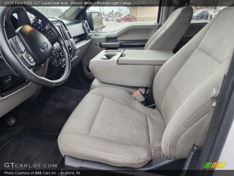 Oxford White / Medium Light Camel 2016 Ford F150 XLT SuperCrew 4x4