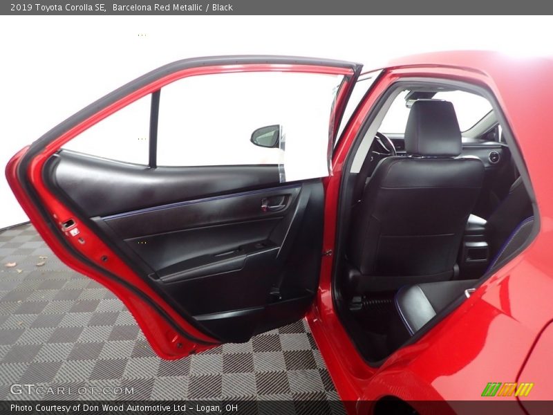 Barcelona Red Metallic / Black 2019 Toyota Corolla SE