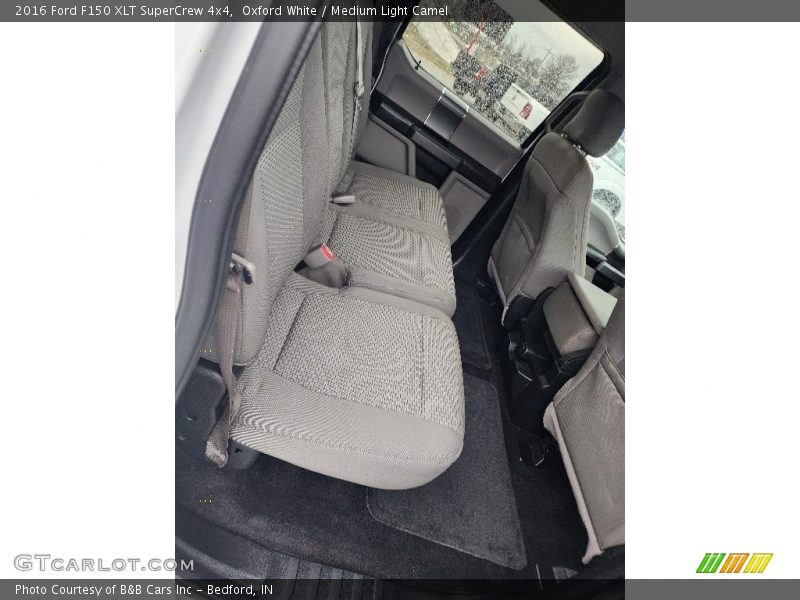 Oxford White / Medium Light Camel 2016 Ford F150 XLT SuperCrew 4x4